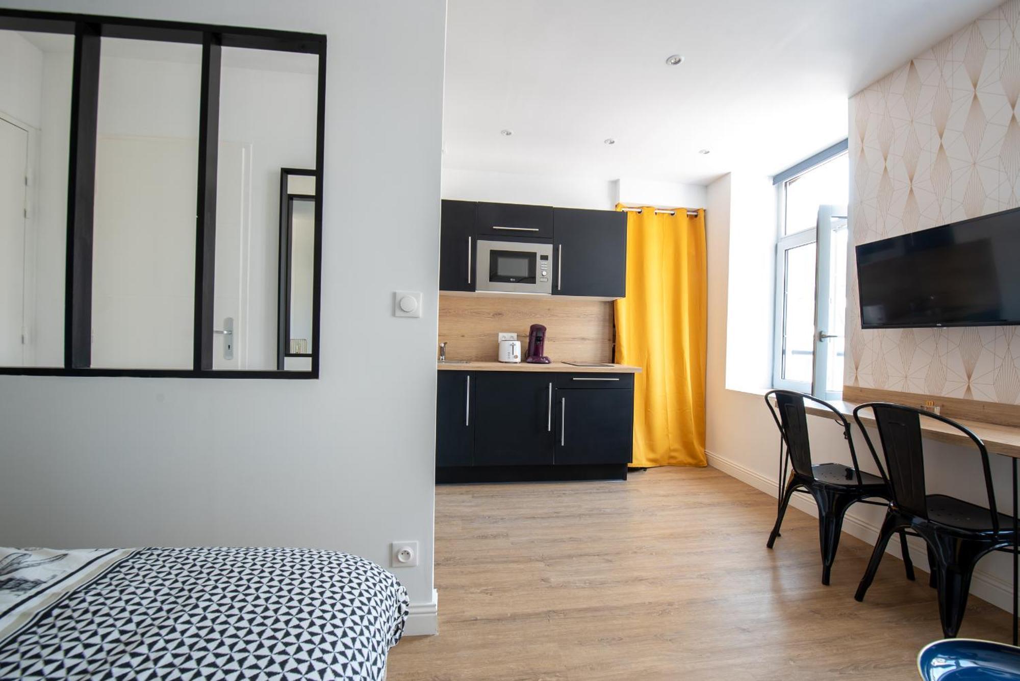 Au Nouveau Boulonnais - 4 Appartements Charmants Pour Couples, Familles Et Groupe D'Amis, Vieille Ville Et Centre Ville De Boulogne Sur Mer מראה חיצוני תמונה