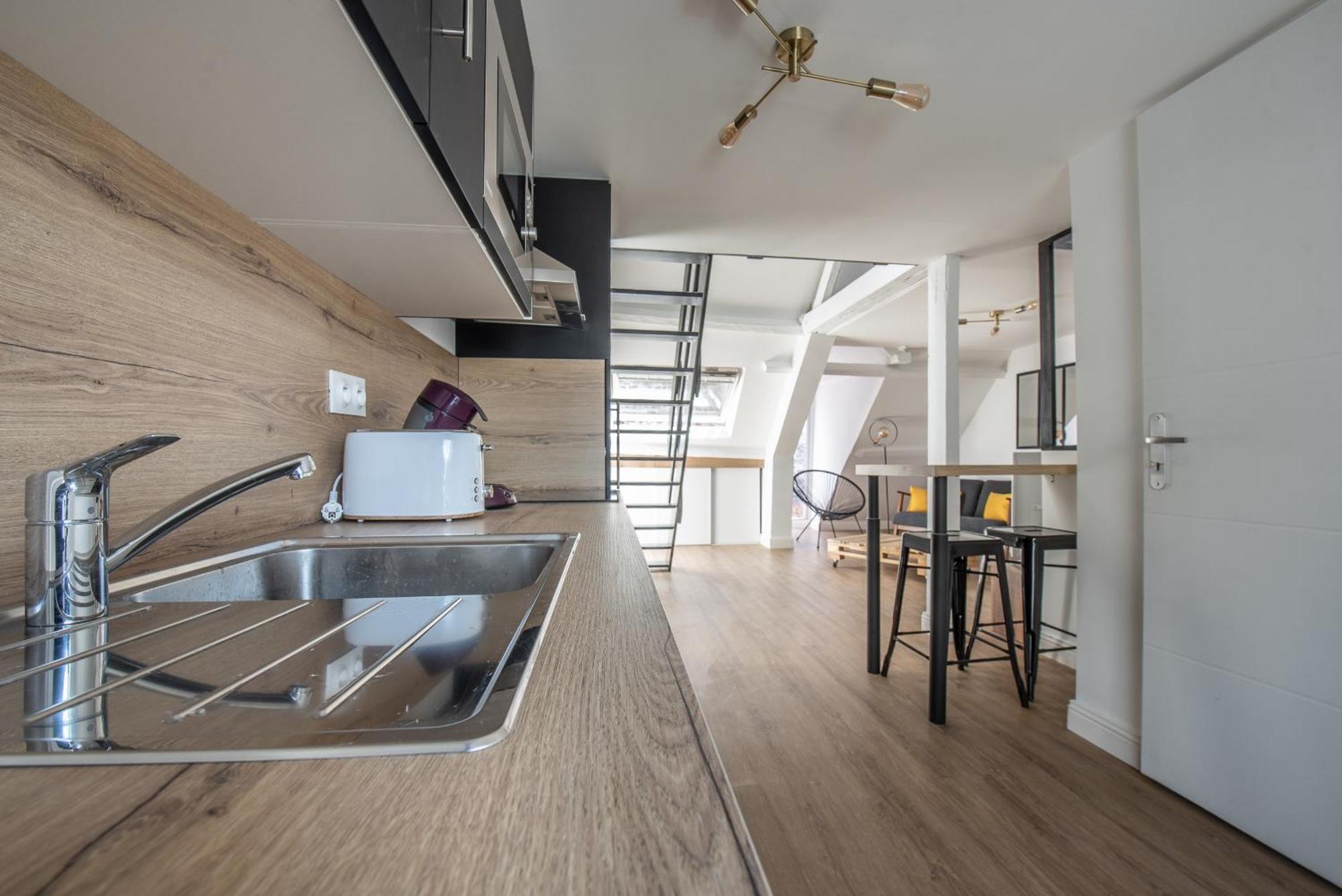 Au Nouveau Boulonnais - 4 Appartements Charmants Pour Couples, Familles Et Groupe D'Amis, Vieille Ville Et Centre Ville De Boulogne Sur Mer מראה חיצוני תמונה