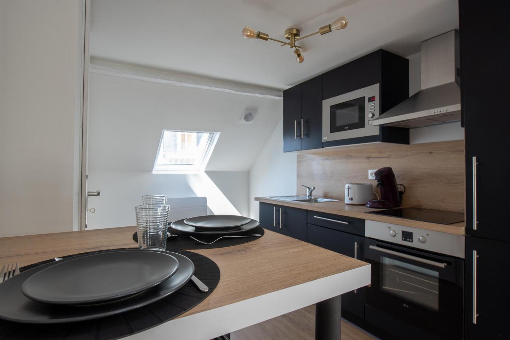 Au Nouveau Boulonnais - 4 Appartements Charmants Pour Couples, Familles Et Groupe D'Amis, Vieille Ville Et Centre Ville De Boulogne Sur Mer מראה חיצוני תמונה