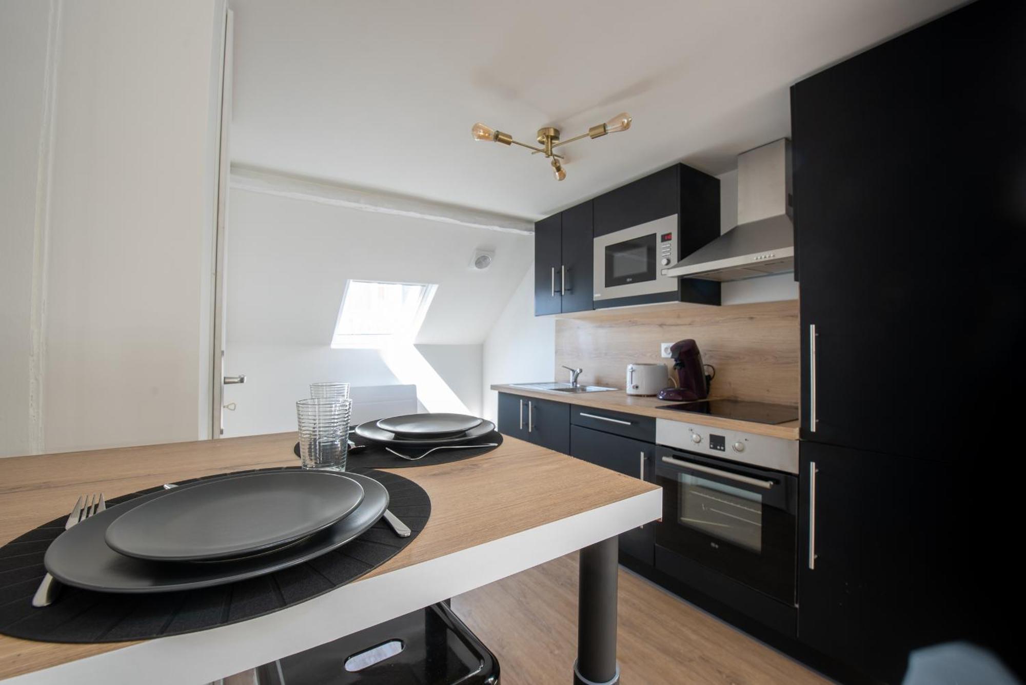 Au Nouveau Boulonnais - 4 Appartements Charmants Pour Couples, Familles Et Groupe D'Amis, Vieille Ville Et Centre Ville De Boulogne Sur Mer מראה חיצוני תמונה