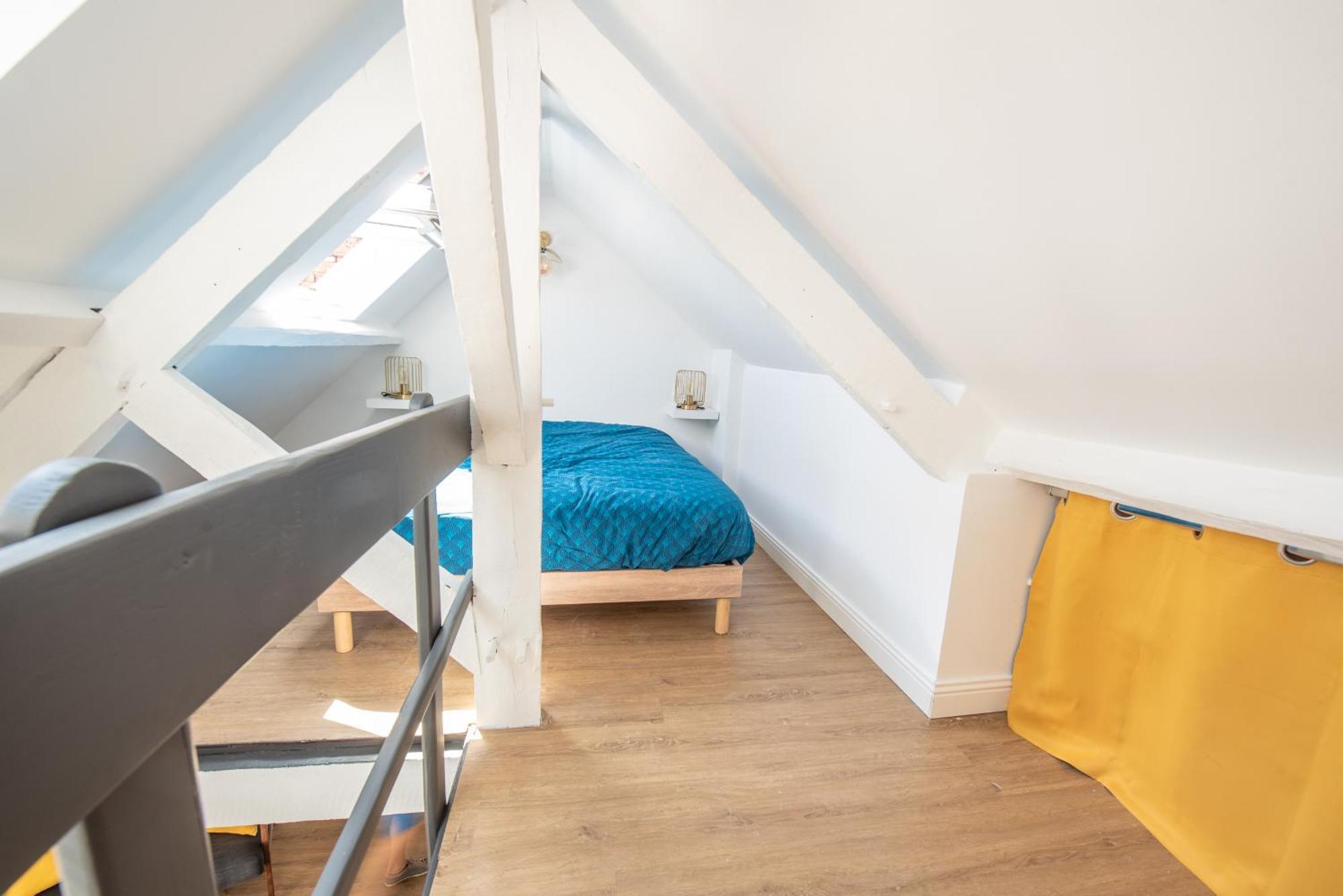 Au Nouveau Boulonnais - 4 Appartements Charmants Pour Couples, Familles Et Groupe D'Amis, Vieille Ville Et Centre Ville De Boulogne Sur Mer מראה חיצוני תמונה